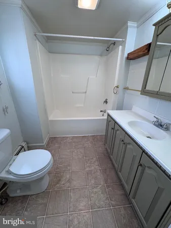 $1,350 | 103 Spring Garden Street, Leesport, PA 19533