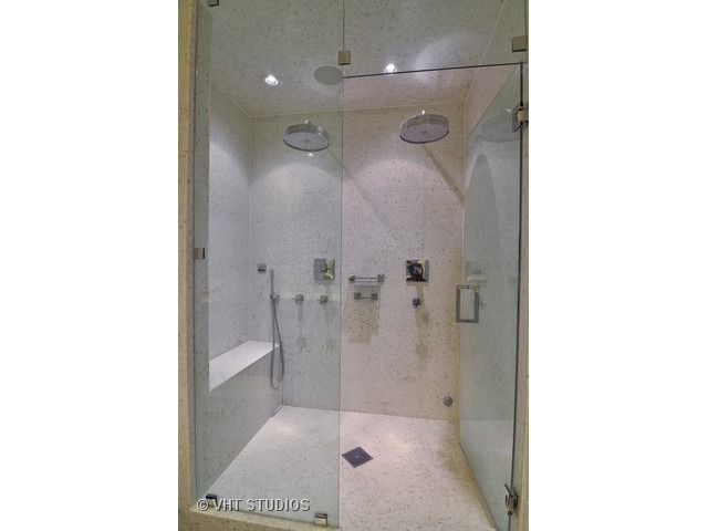 1638 North Bissell Street, Unit H Chicago, IL 60614 - Photo 12 of 19