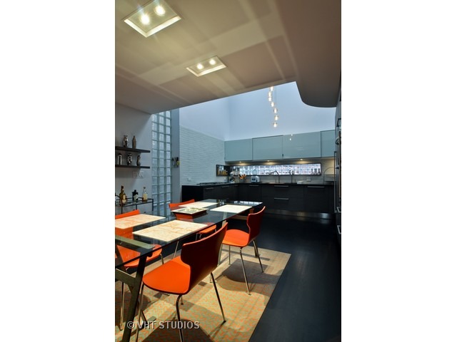 1638 North Bissell Street, Unit H Chicago, IL 60614 - Photo 6 of 19