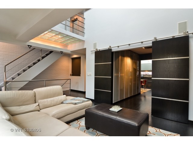 1638 North Bissell Street, Unit H Chicago, IL 60614 - Photo 7 of 19