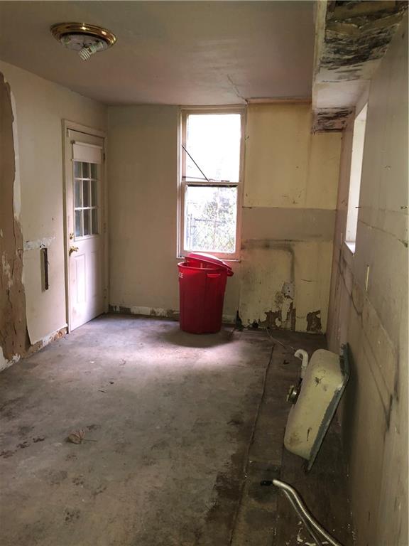 917 Brownsville Road Pittsburgh, PA 15210 - Photo 5 of 15 Gallery Image 5