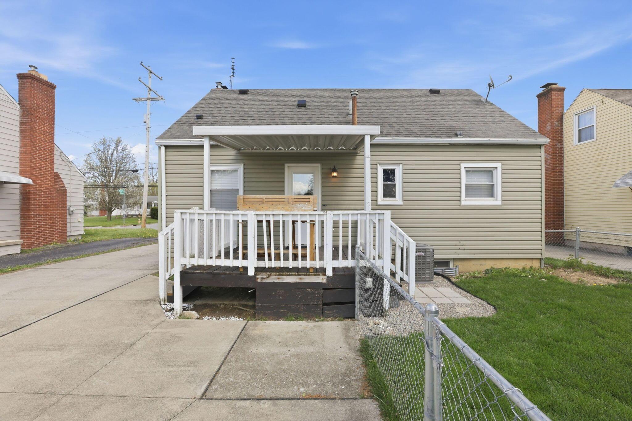 3645 Maize Road Columbus, OH 43224 - Photo 36 of 50 41-web-or-mls-939A9912