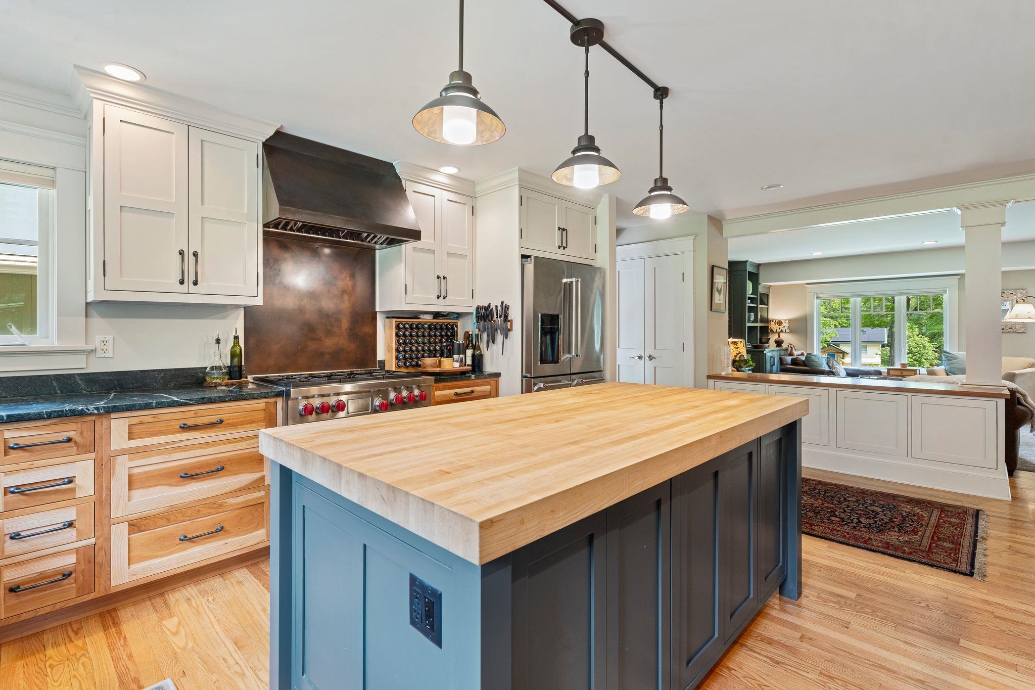 383 Dogford Road Hanover, NH 03750 - Photo 8 of 40