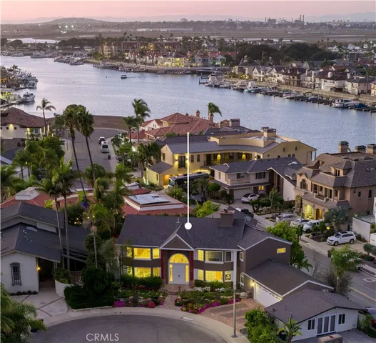 $3,295,000 | 16502 Mariana Circle, Huntington Beach, CA 92649