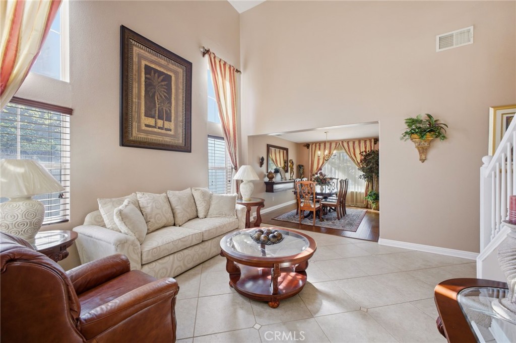 785 Pine Ridge Circle Beaumont, CA 92223 - Photo 4 of 60 Living room when you enter