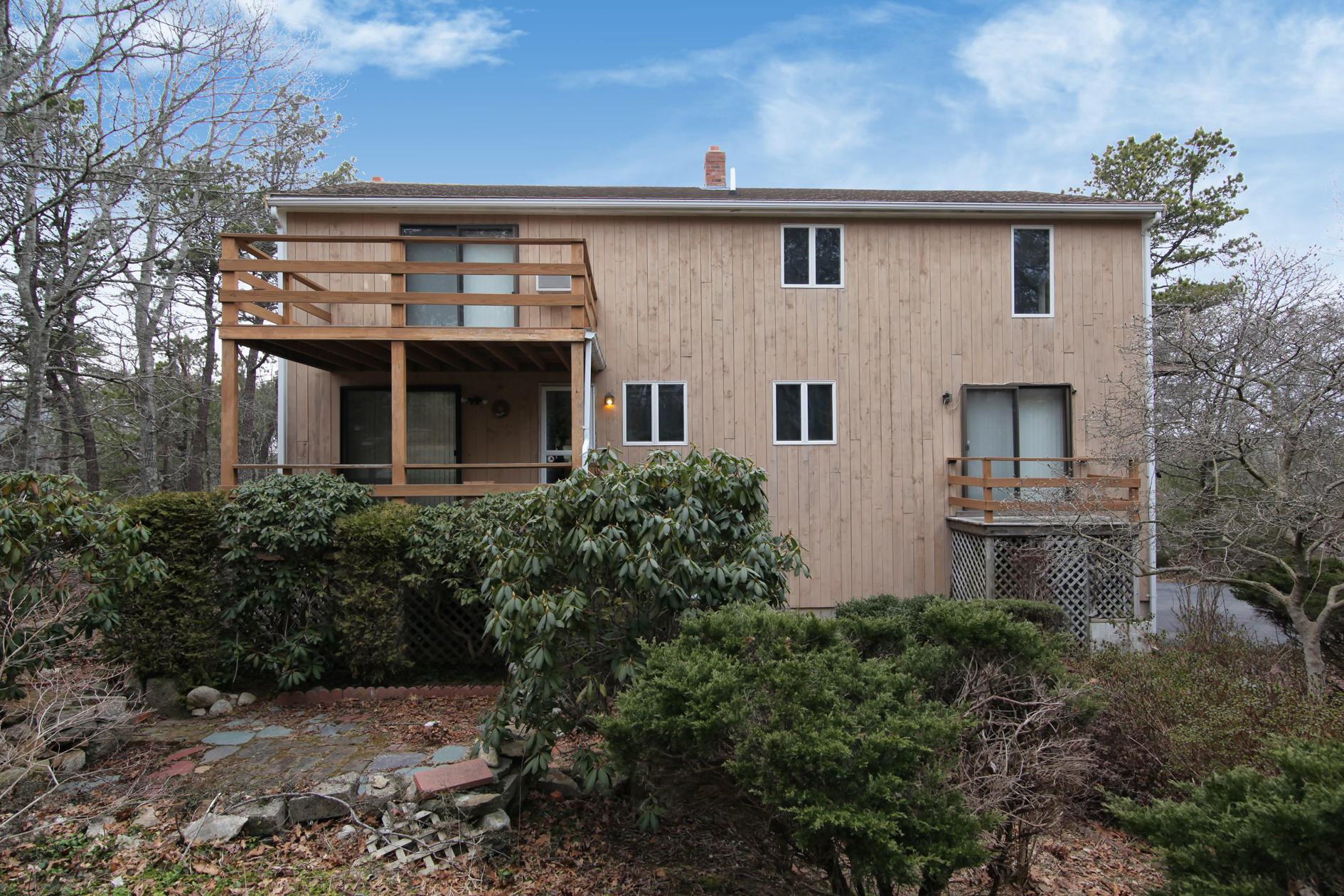 3 Easting Road Bourne, MA 02532 - Photo 32 of 35 a front view of a house with a garden