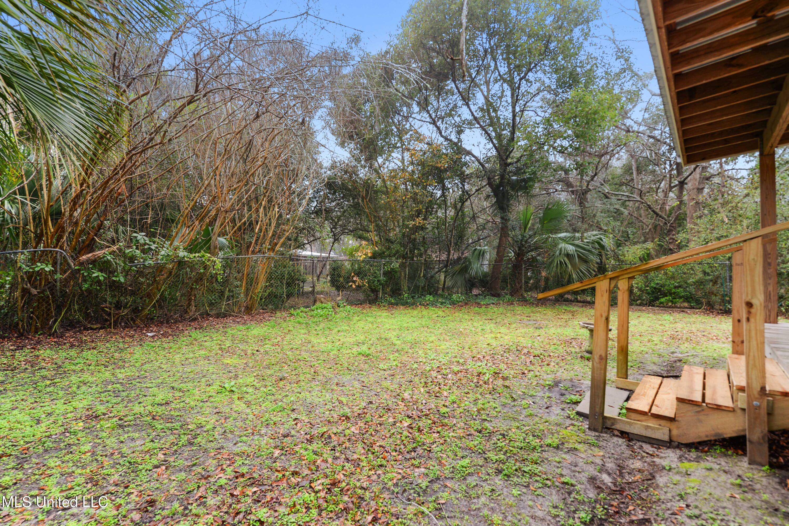 436 State Street Bay St. Louis, MS 39520 - Photo 15 of 17 015