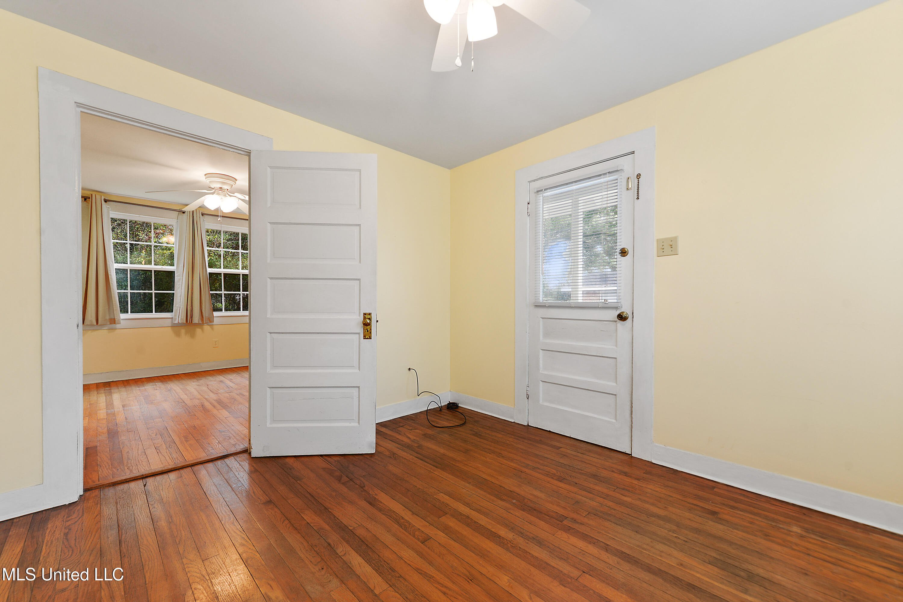 436 State Street Bay St. Louis, MS 39520 - Photo 4 of 17 004