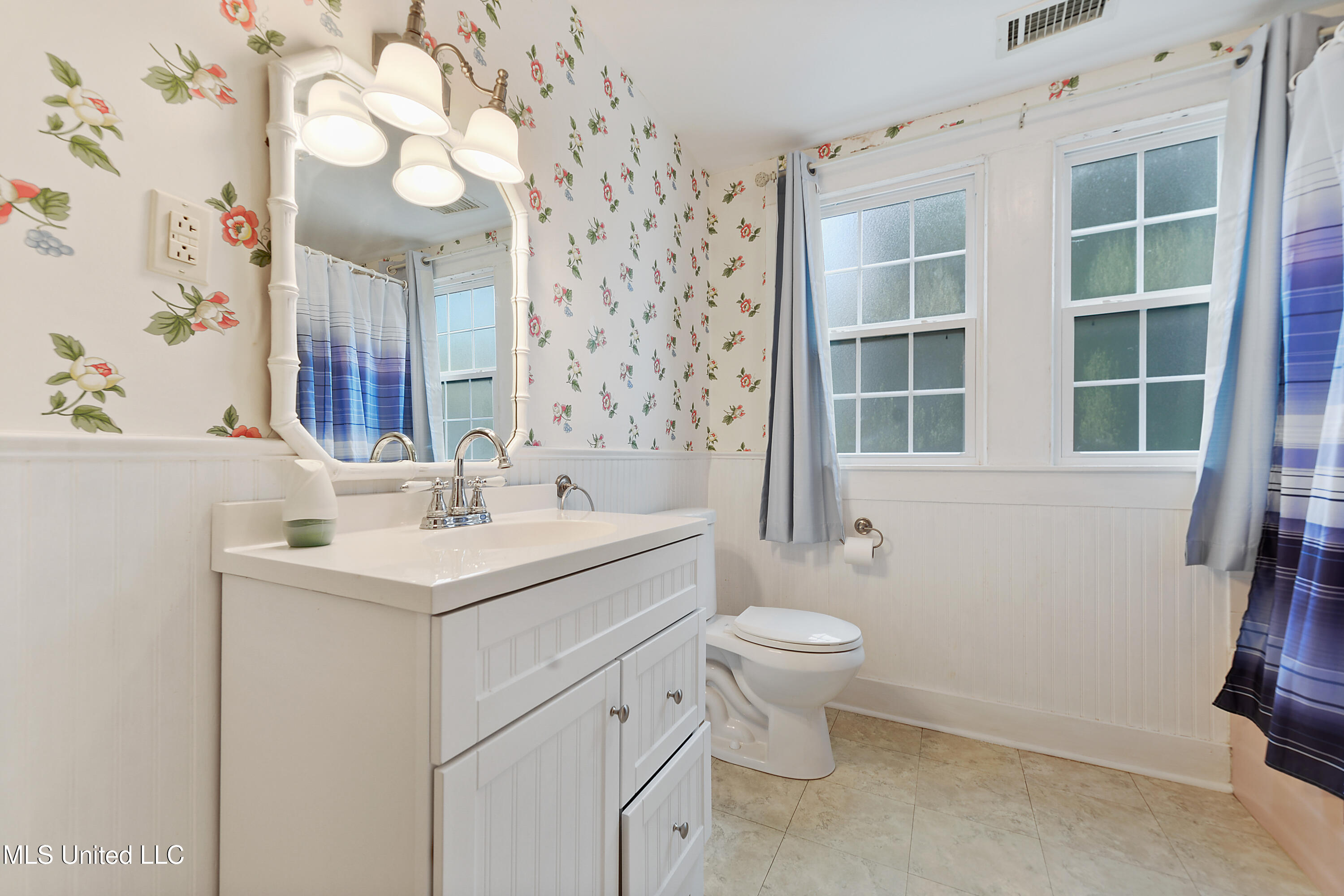 436 State Street Bay St. Louis, MS 39520 - Photo 9 of 17 014