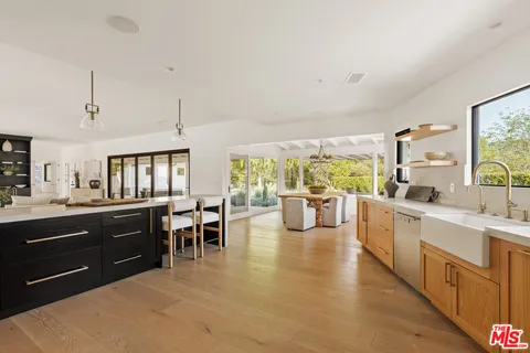 $4,595,000 | 803 Country Club Drive, Ojai, CA 93023