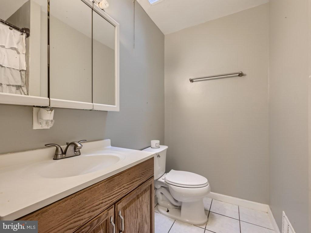 5615 Force Road Baltimore, MD 21206 - Photo 17 of 28