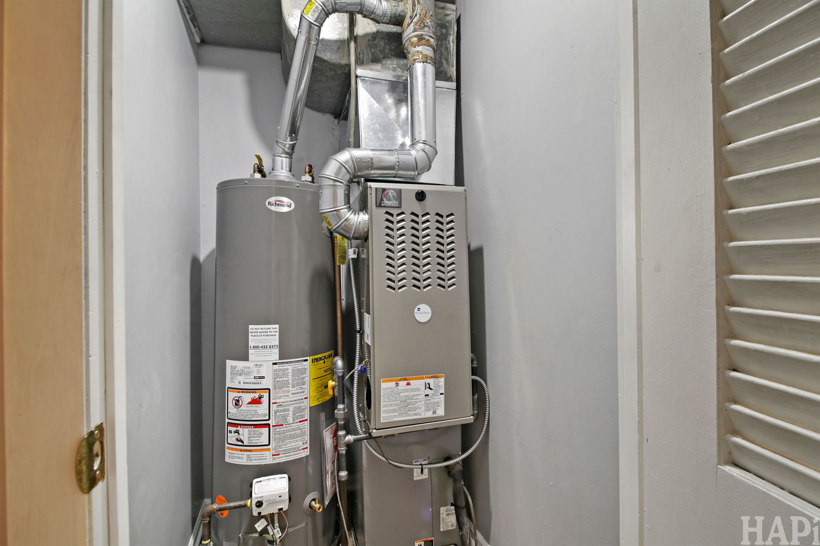 2217 20th Street Zion, IL 60099 - Photo 15 of 24 a view of utility room