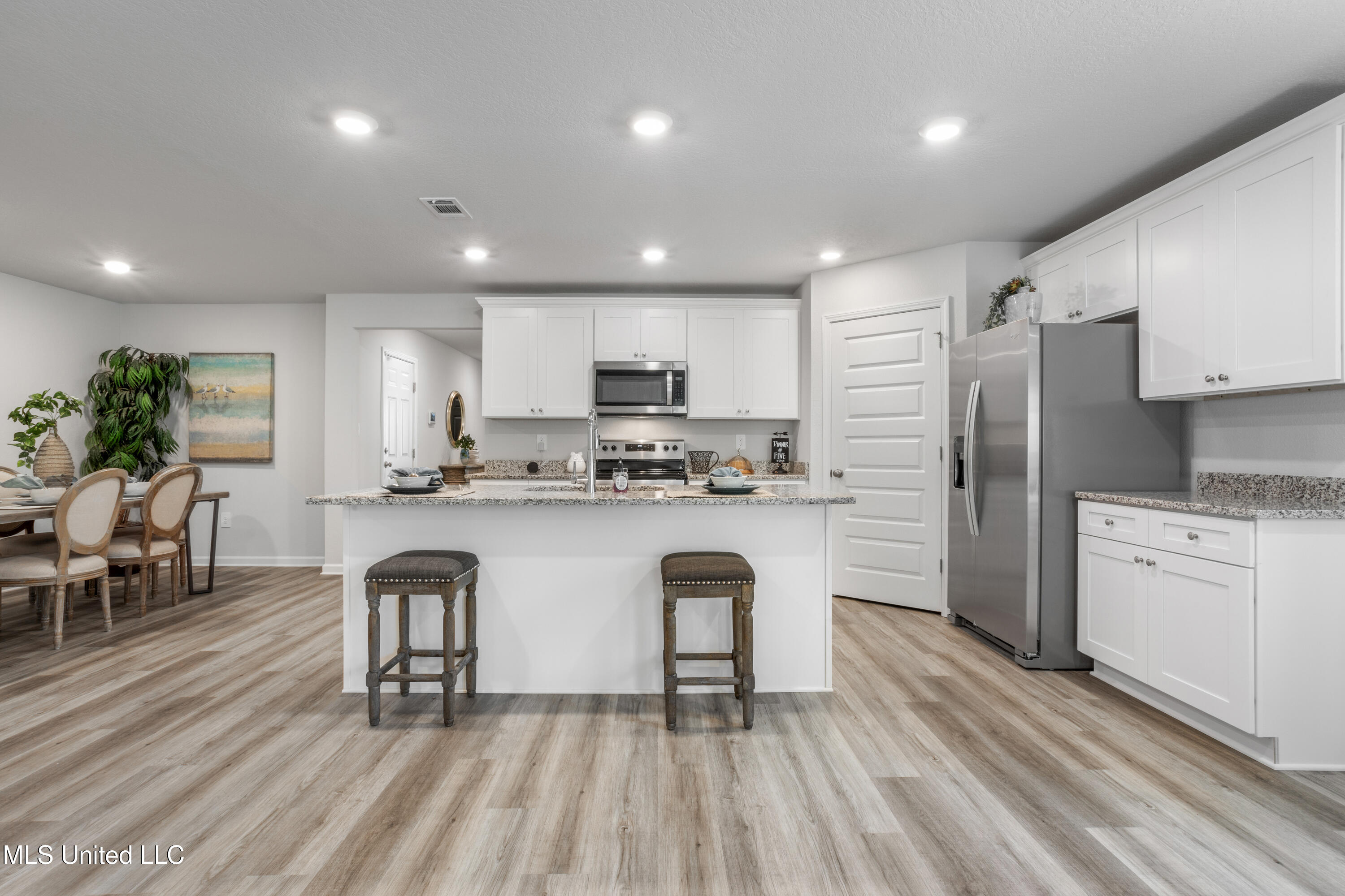 15969 Blue Rdg Drive Gulfport, MS 39503 - Photo 10 of 38 Kitchen
