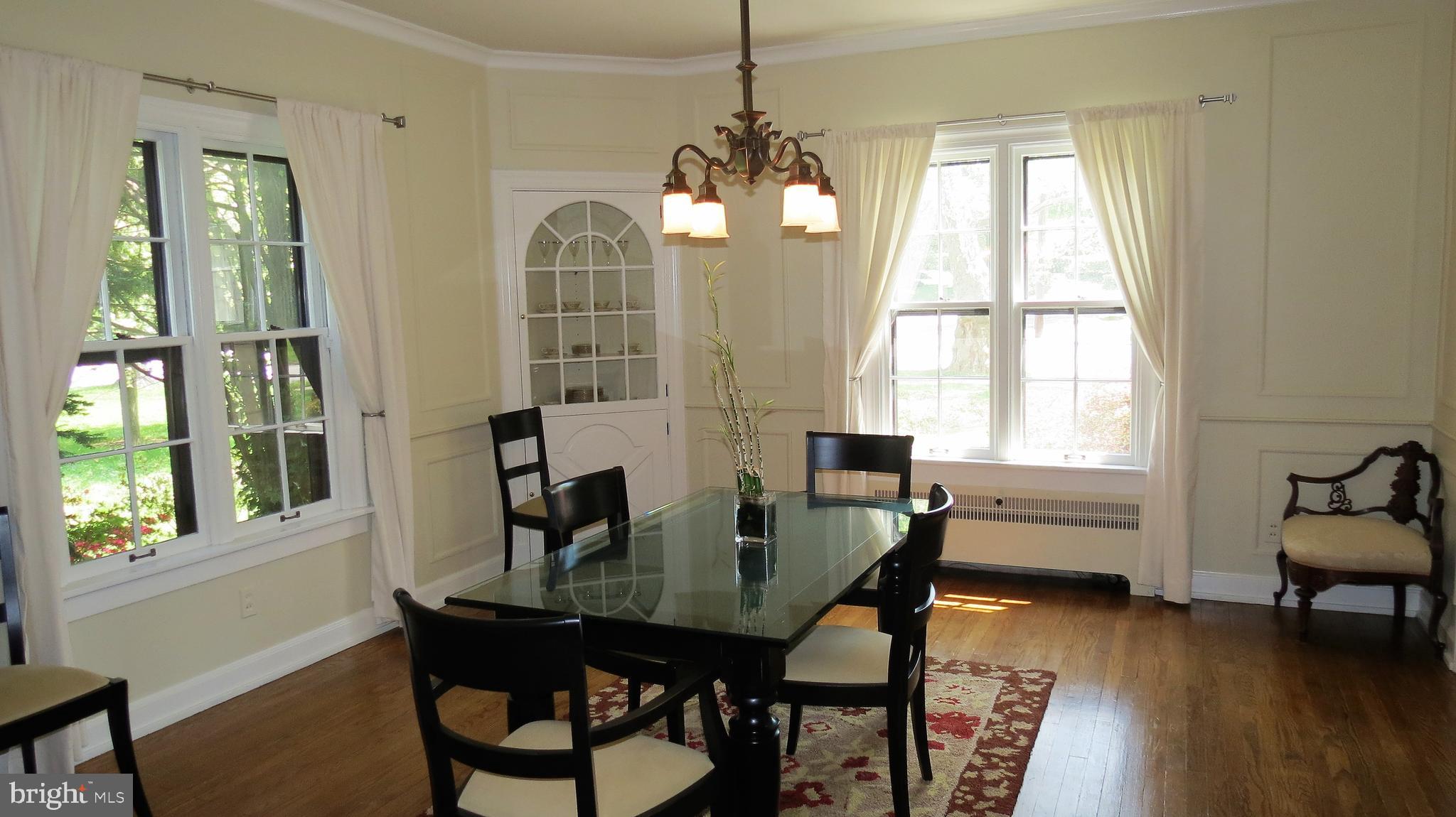 137 Springdale Road York, PA 17403 - Photo 9 of 53 Gallery Image 9