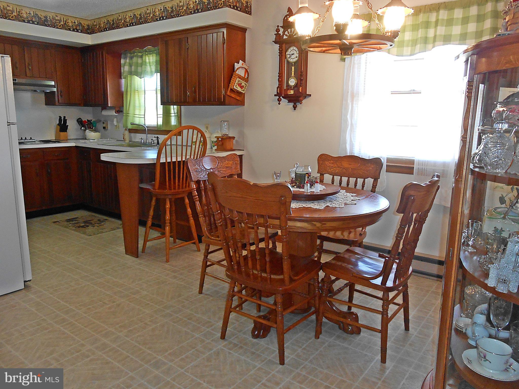1703 Spriggs Road Berkeley Springs, WV 25411 - Photo 3 of 30 Dining Room