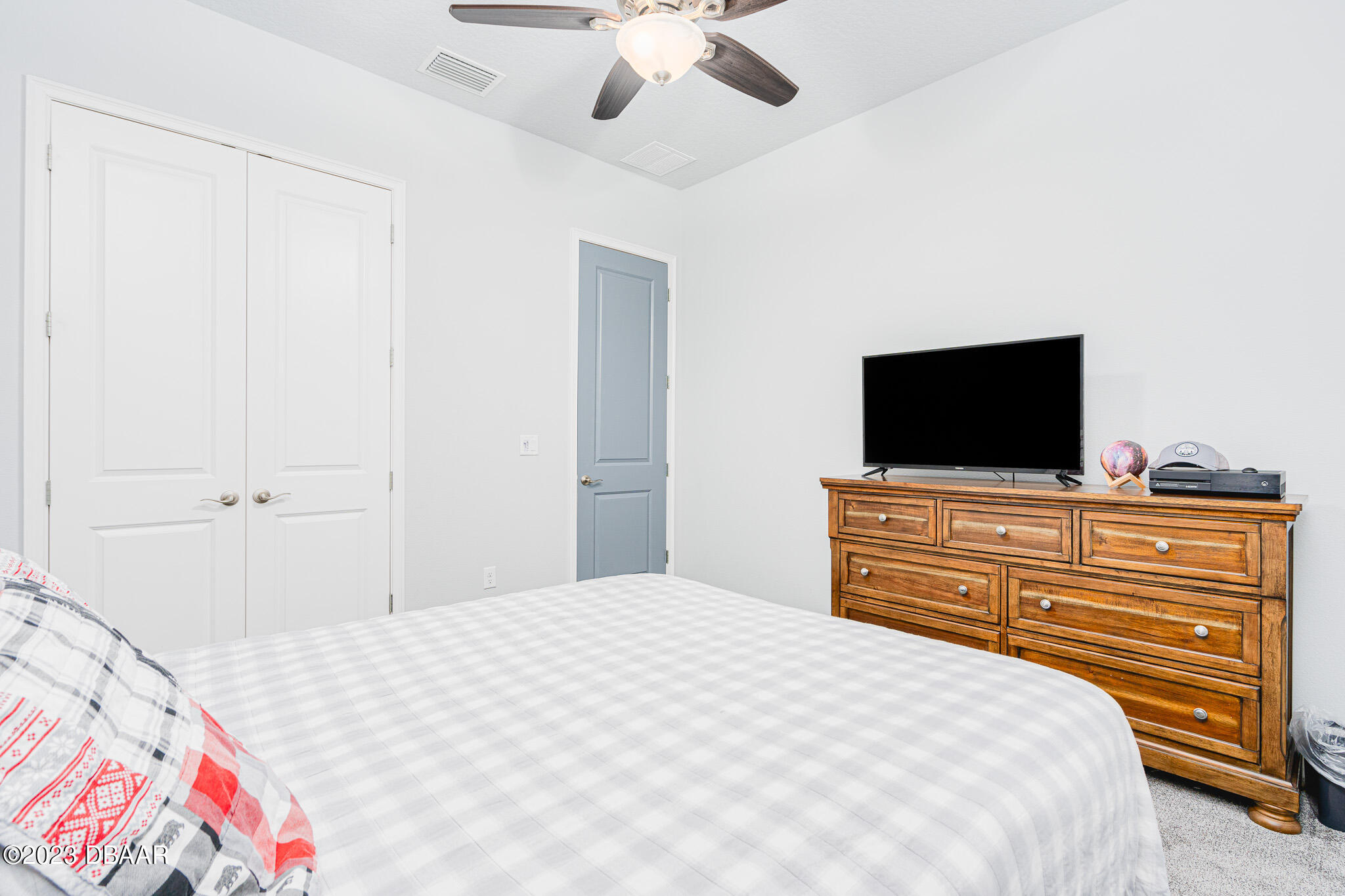 6276 West Fallsgrove Lane Port Orange, FL 32128 - Photo 4 of 49 Guest Room 2