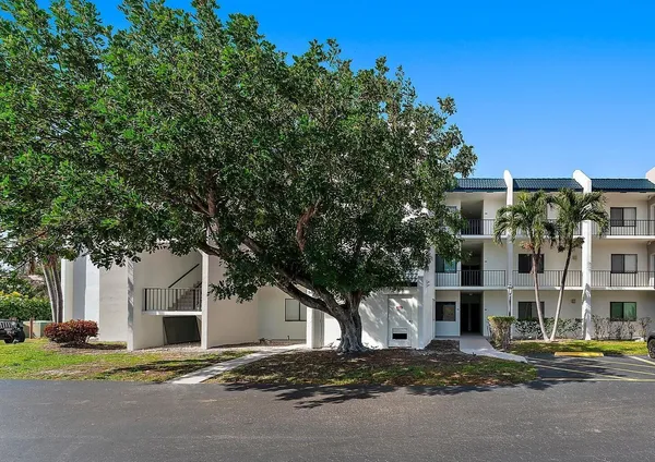 $2,400 | 1605 Highway 1, Unit V6306, Jupiter, FL 33477