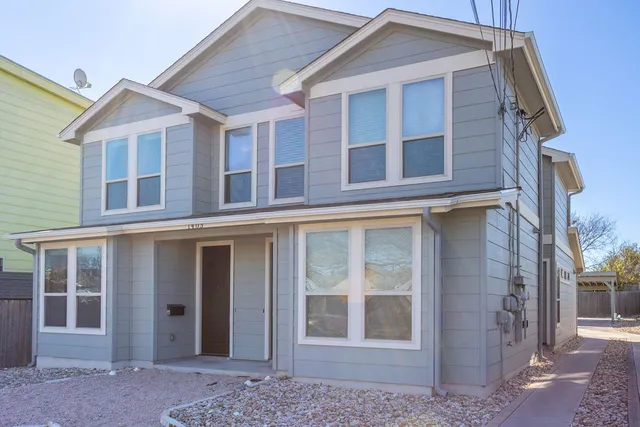 $2,900 | 1403 West 51st Street, Austin, TX 78756