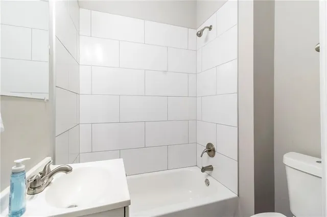 $199,500 | 7 East Ottawa Street, Paola, KS 66071