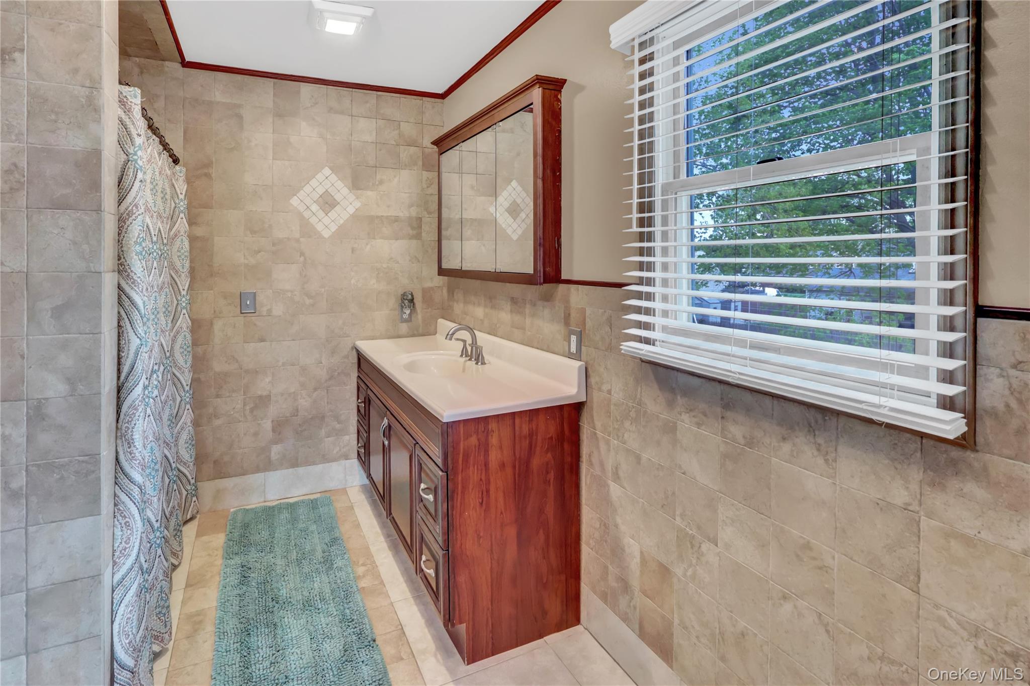420 Dare Road Selden, NY 11784 - Photo 26 of 42 Primary Bedroom Full Bathroom