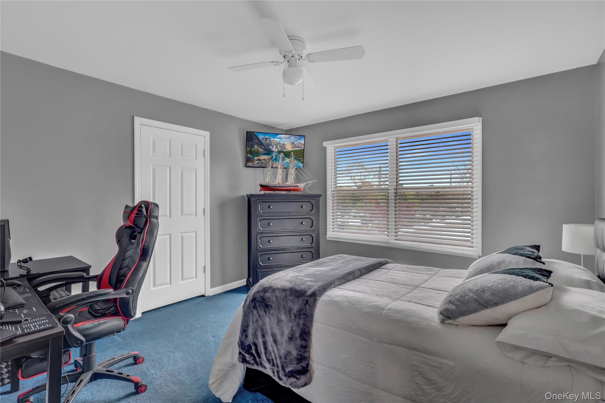 420 Dare Road Selden, NY 11784 - Photo 31 of 42 Bedroom