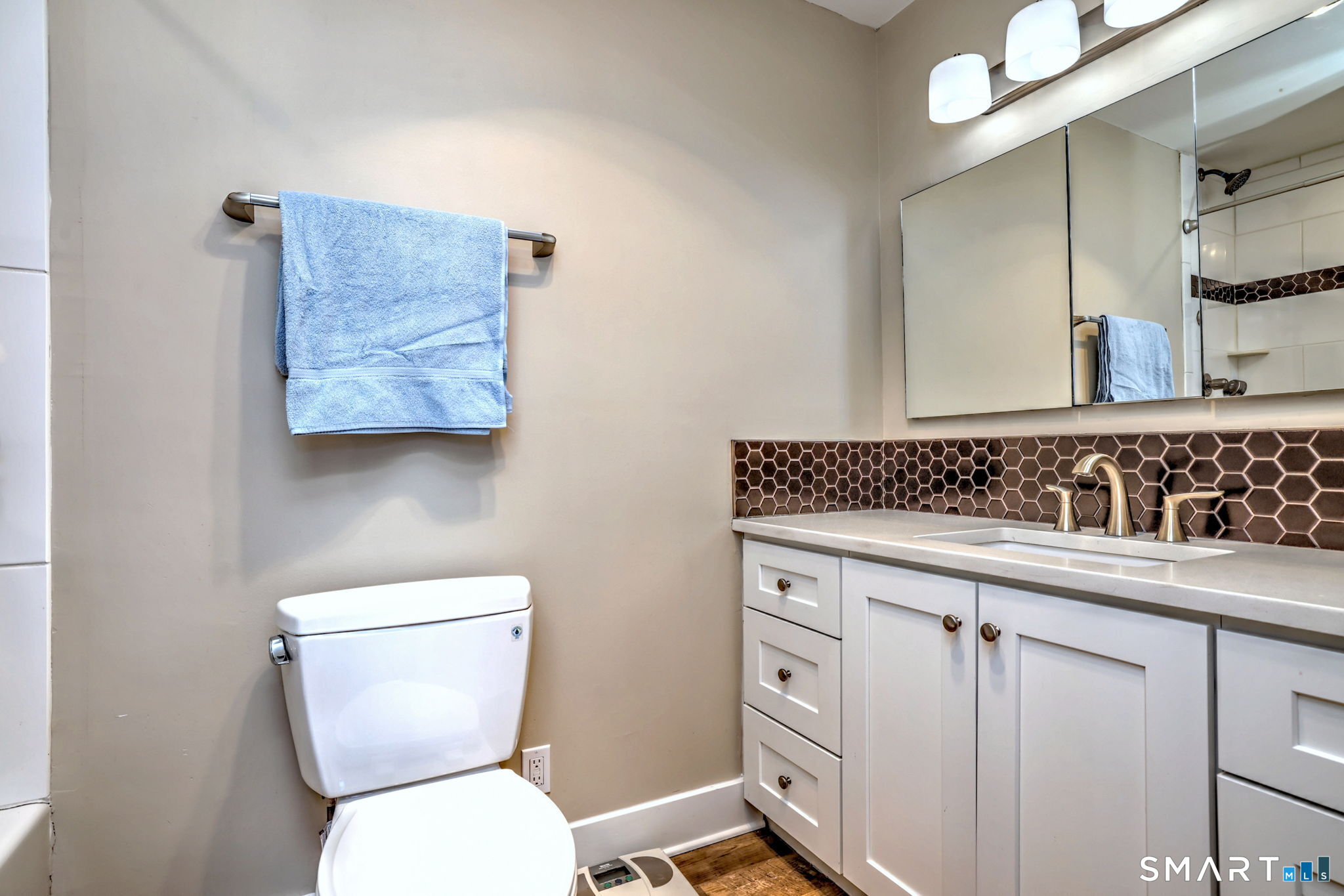 160 Brittany Farms Road, Unit D New Britain, CT 06053 - Photo 15 of 21