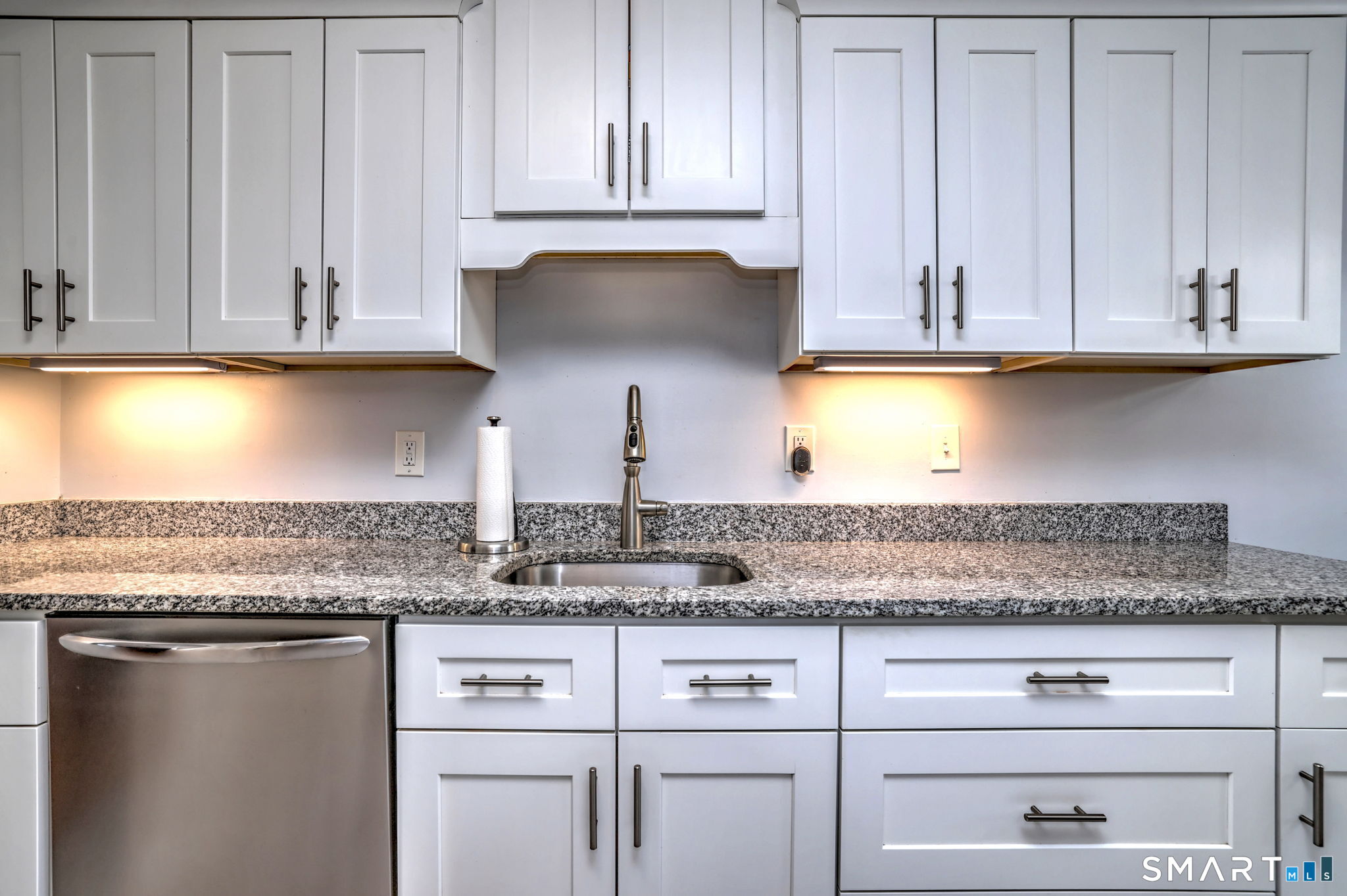 160 Brittany Farms Road, Unit D New Britain, CT 06053 - Photo 4 of 21 Lovely kitchen cabinets and updated sink.