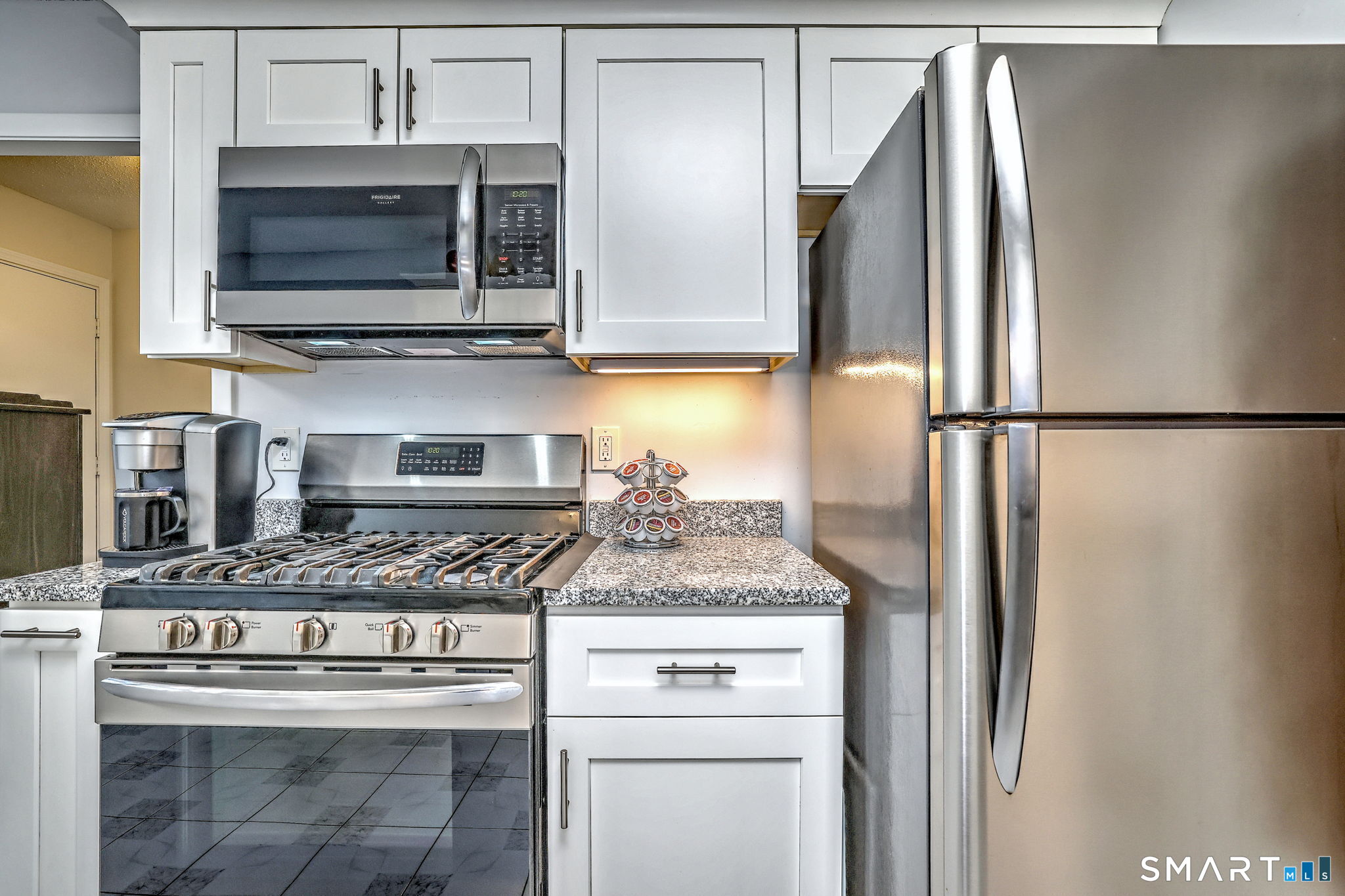 160 Brittany Farms Road, Unit D New Britain, CT 06053 - Photo 5 of 21