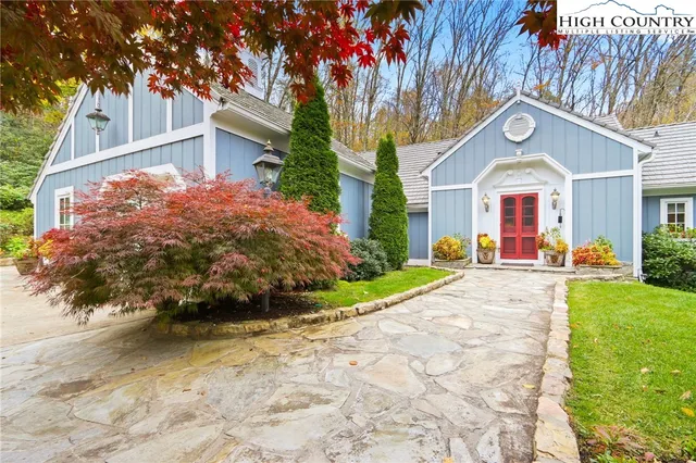 $2,250,000 | 109 Rockbrook Court, Banner Elk, NC 28604