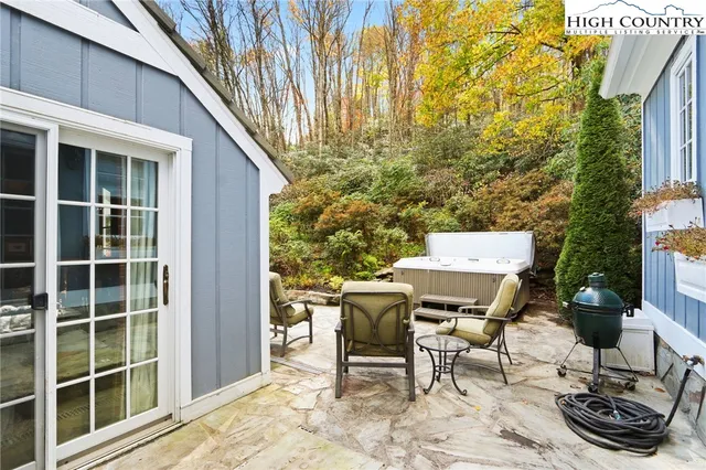 $2,250,000 | 109 Rockbrook Court, Banner Elk, NC 28604