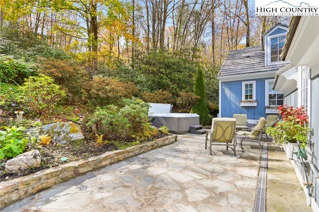 $2,250,000 | 109 Rockbrook Court, Banner Elk, NC 28604