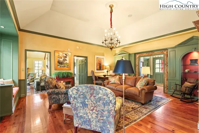 $2,250,000 | 109 Rockbrook Court, Banner Elk, NC 28604