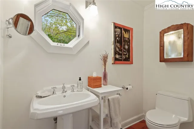 $2,250,000 | 109 Rockbrook Court, Banner Elk, NC 28604