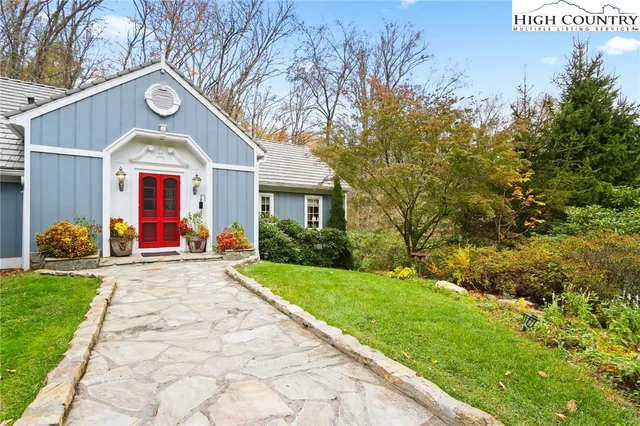 $2,250,000 | 109 Rockbrook Court, Banner Elk, NC 28604