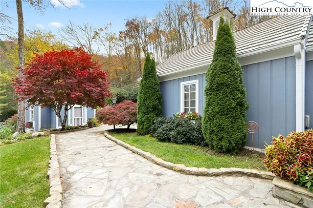 $2,250,000 | 109 Rockbrook Court, Banner Elk, NC 28604