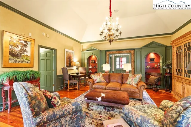 $2,250,000 | 109 Rockbrook Court, Banner Elk, NC 28604