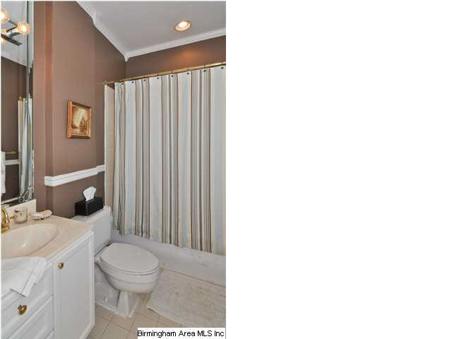 121 East Hawthorne Road Birmingham, AL 35209 - Photo 15 of 18