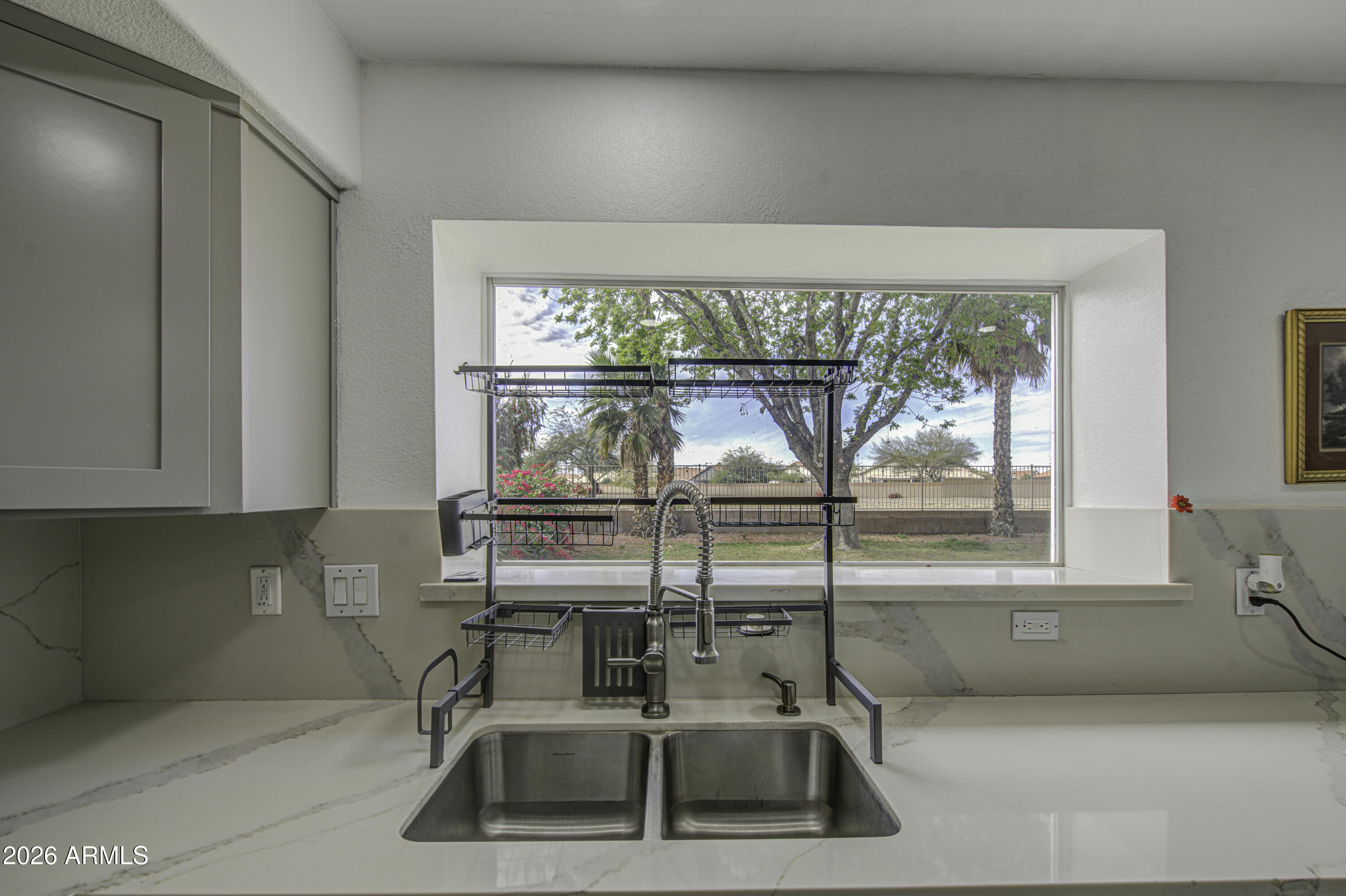 12403 West Monte Vista Road Avondale, AZ 85392 - Photo 20 of 63 Kitchen 3