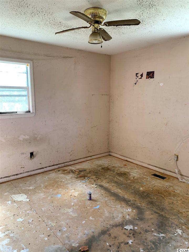 2072 Martin Street Loris, SC 29569 - Photo 4 of 5 Gallery Image 4