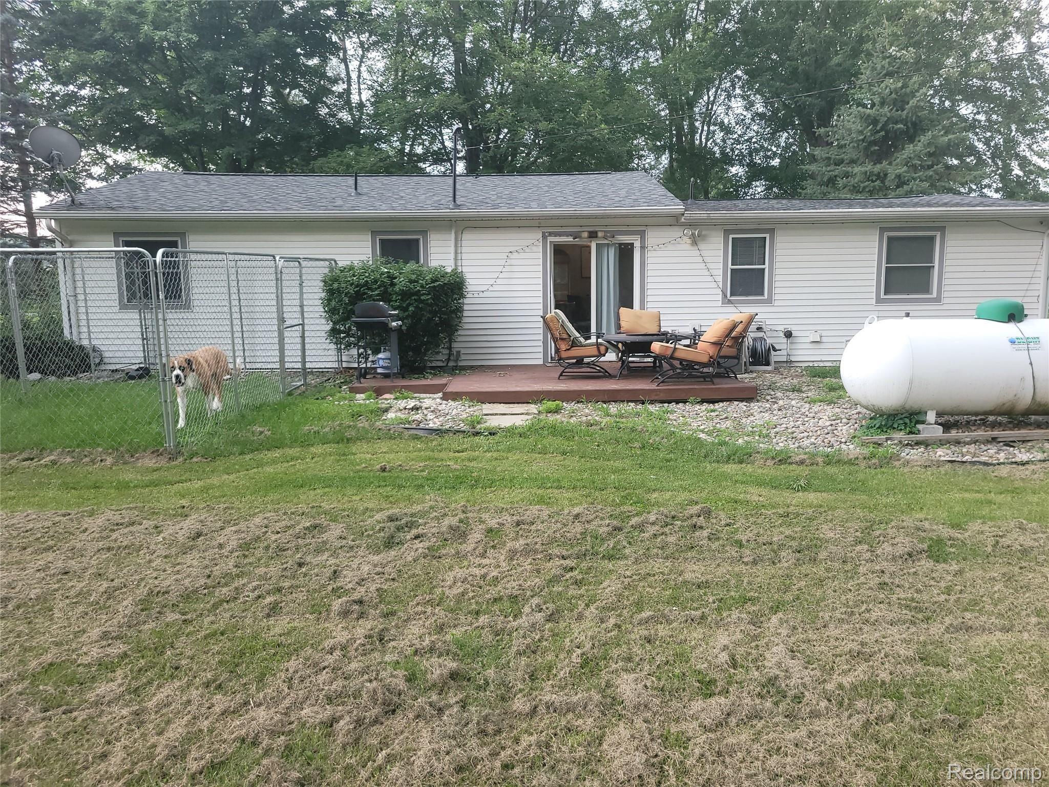 9511 South Durand Road Durand, MI 48429 - Photo 2 of 12 Rear View Of House