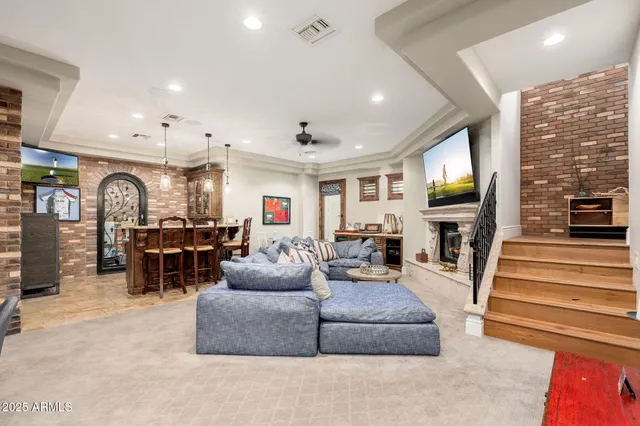 a view of a swimming pool with back yard