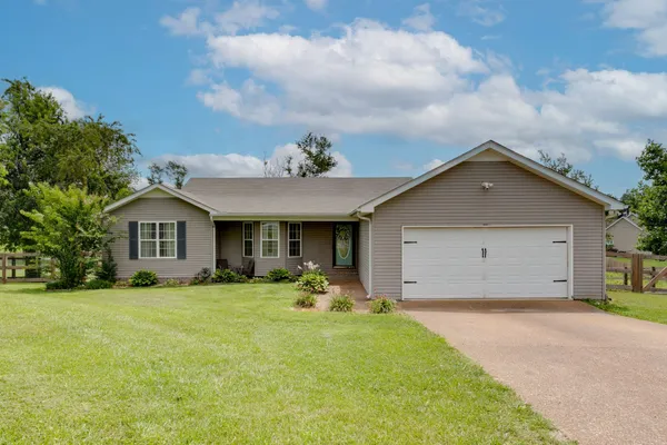 $488,800 | 6003 Hill Circle, Bon Aqua, TN 37025