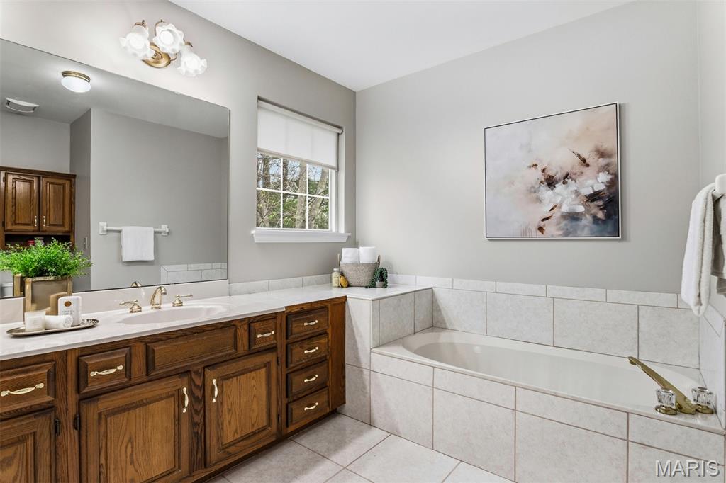 231 Maeve Court Ballwin, MO 63021 - Photo 31 of 52