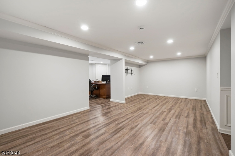 65 Washington Valley Road Warren, NJ 07059 - Photo 44 of 50 Gallery Image 44