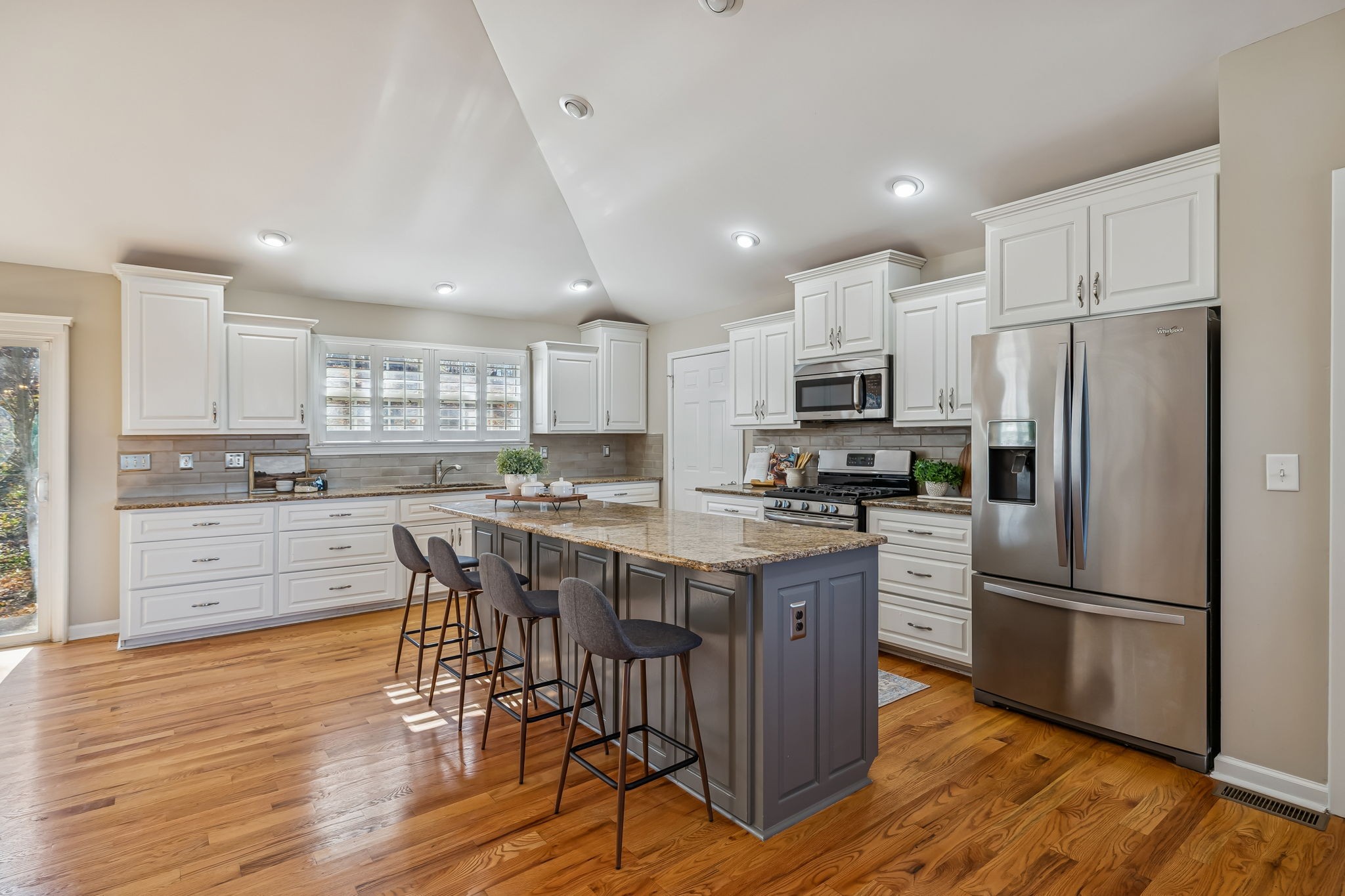 1549 Heller Ridge Spring Hill, TN 37174 - Photo 16 of 61 Gallery Image 16