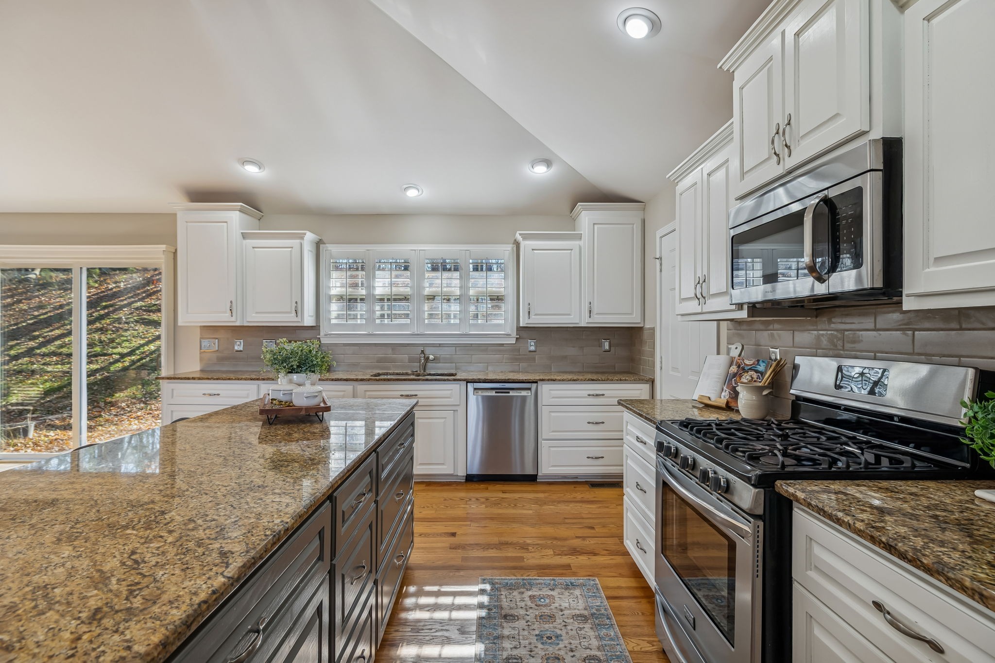 1549 Heller Ridge Spring Hill, TN 37174 - Photo 19 of 61 Gallery Image 19
