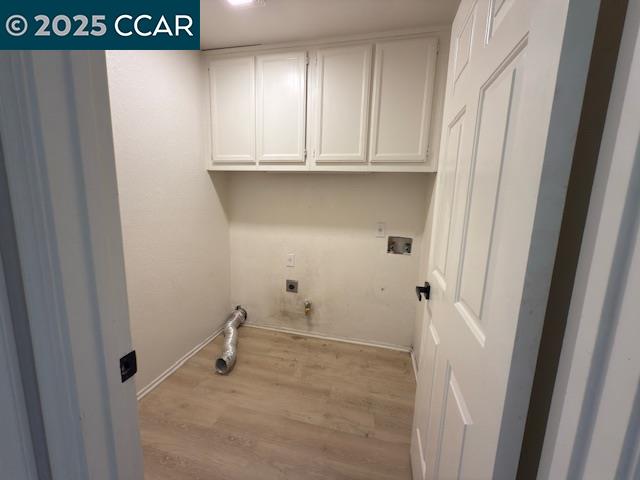 528 Dohrmann Lane Pinole, CA 94564 - Photo 13 of 16 a view of a closet