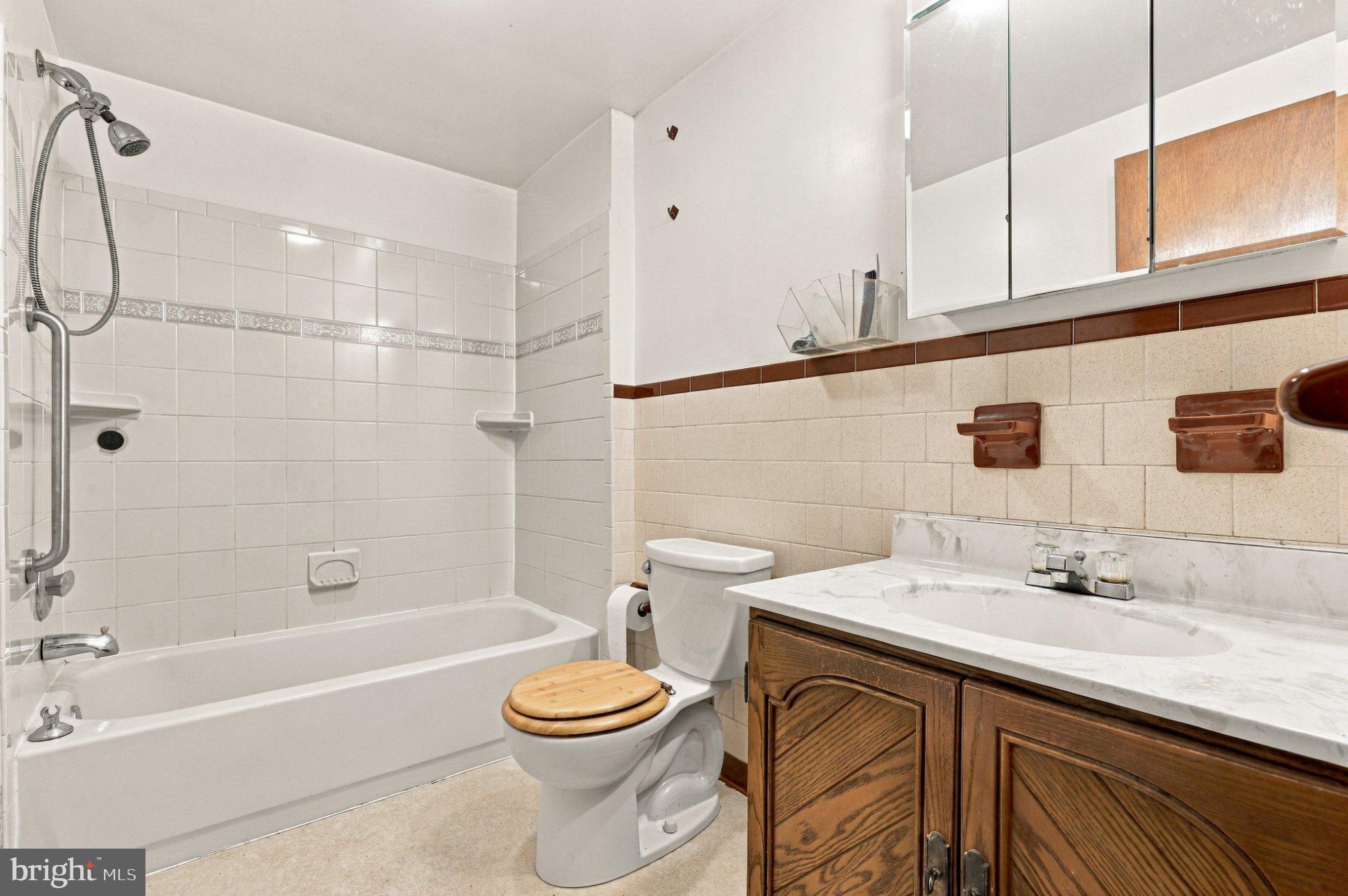 313 Adam Road Frederick, MD 21701 - Photo 16 of 49 Gallery Image 16