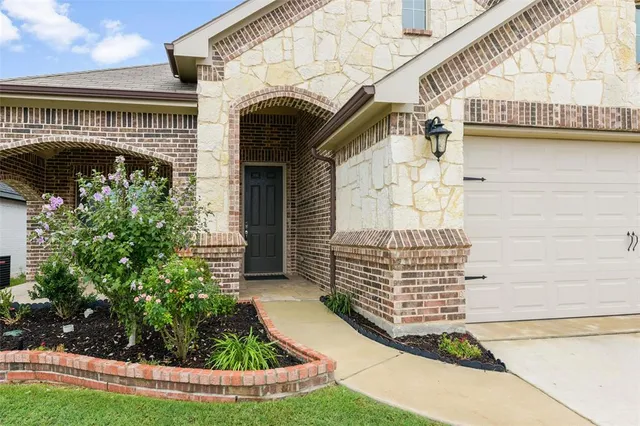 $335,000 | 6348 Battle Mountain Trail, Fort Worth, TX 76179
