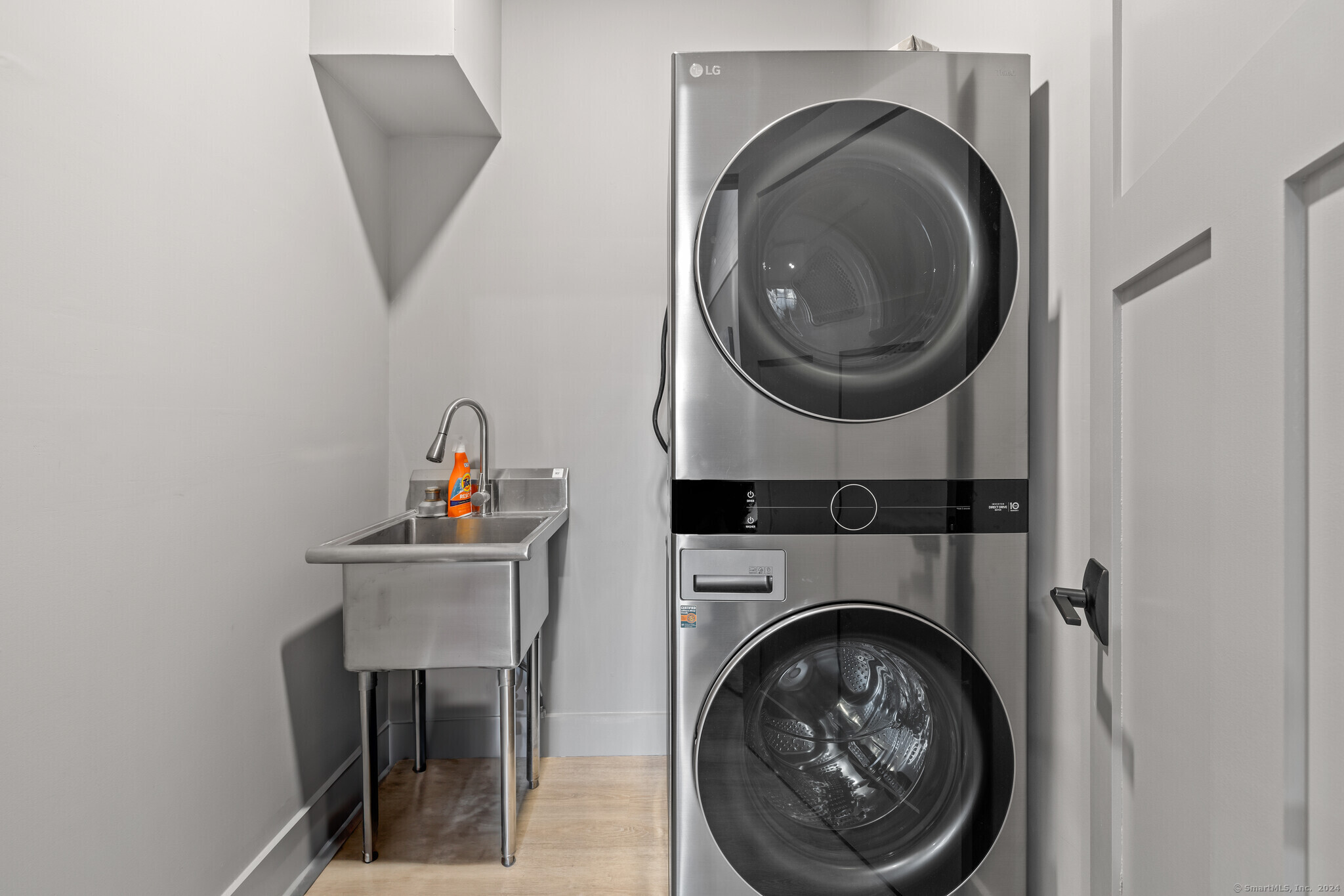 29 Sagamore Cove Road Branford, CT 06405 - Photo 18 of 32 Main Level laundry